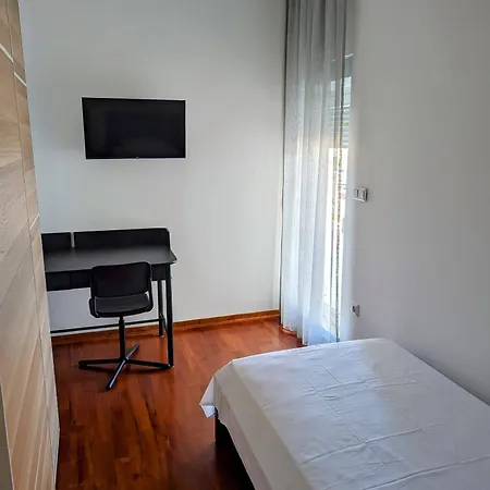 Penthouse Split